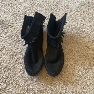 Minnetonka Mocassins